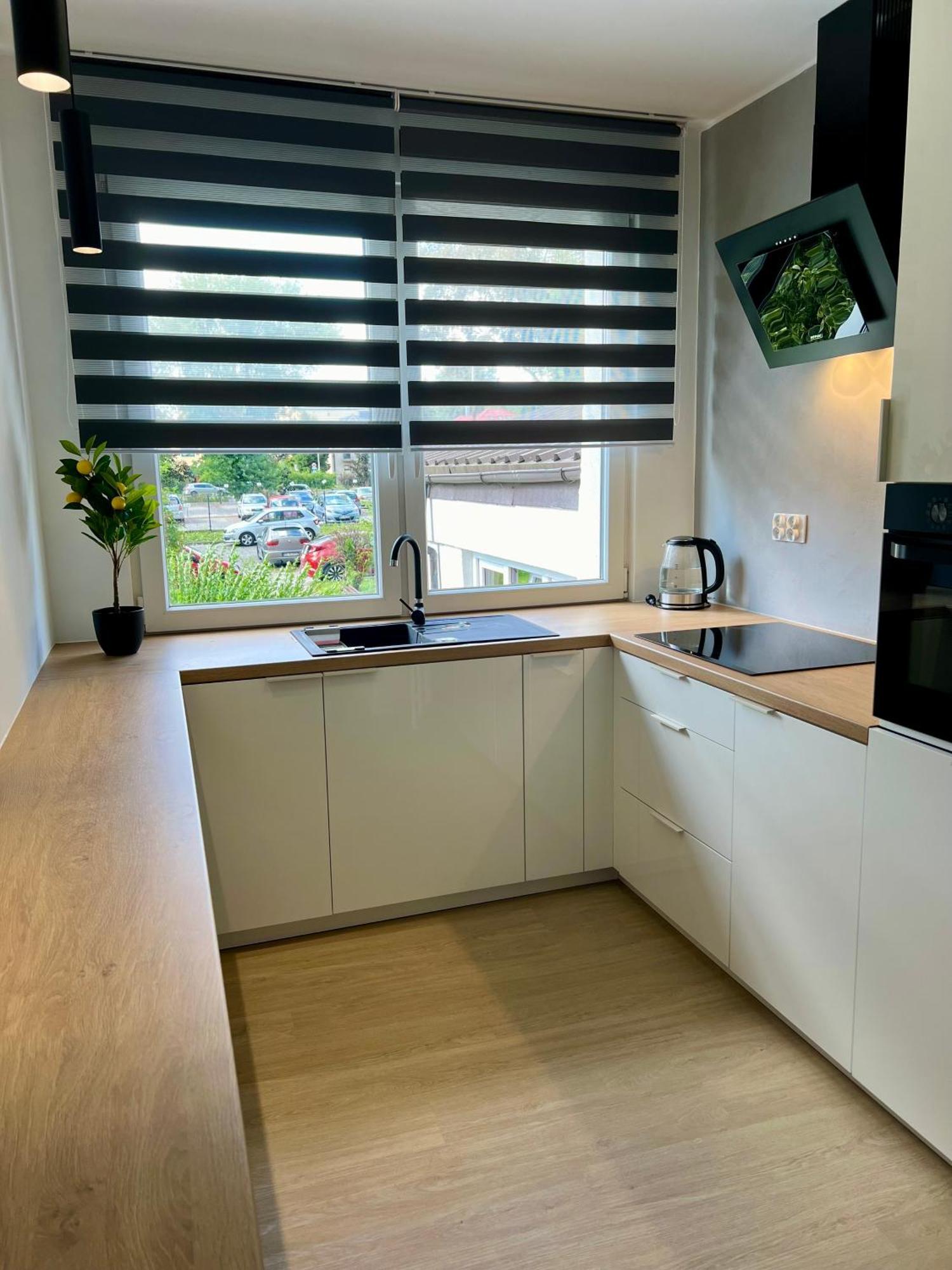 M&S Lux Apartments Kochanowskiego Łódź Extérieur photo